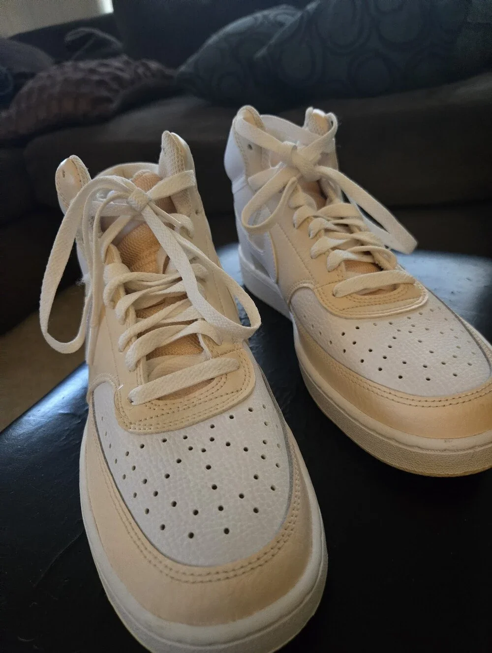 Nike women clean